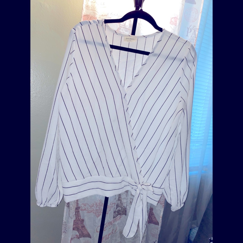 Free Kisses Women white Long Sleeve Blouse - Picture 5 of 9
